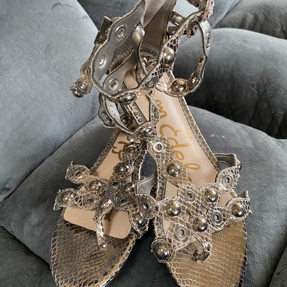 Python Sandals - Picture 4 of 4